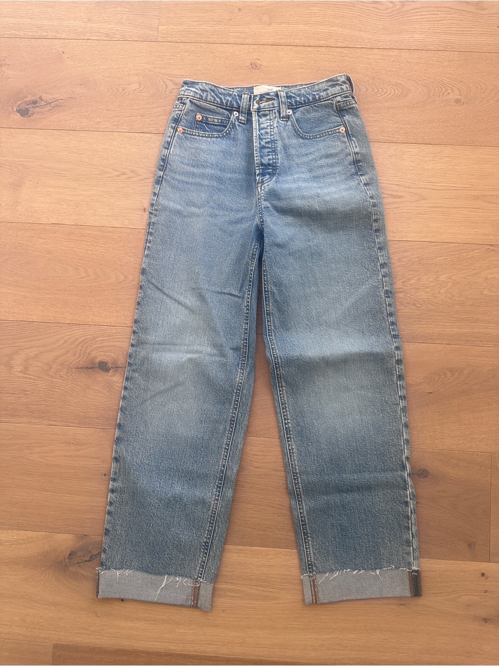 Universal Thread Highest Rise Straight Ankle Jeans Size 2R Medium Wash Cu